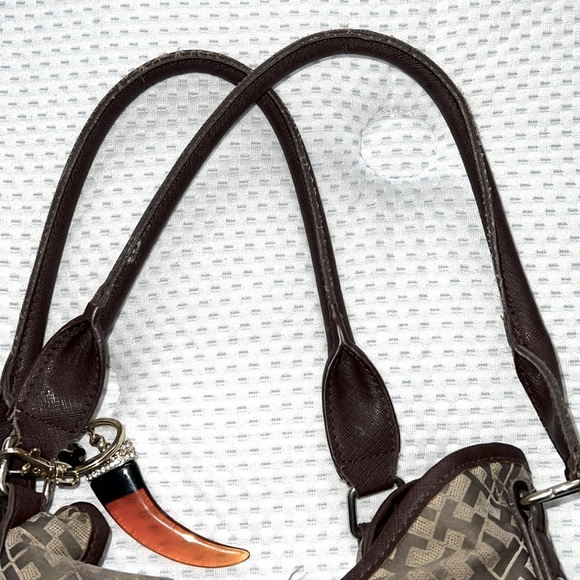 Free for $40+purchase - Picture 8 of 10